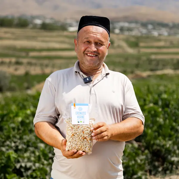 Hamdamov Bahtiyor, Erdnussproduzent