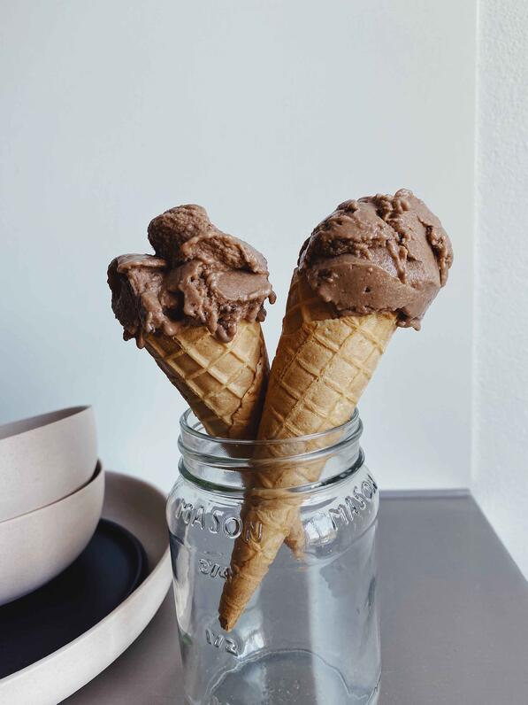 PARANUSS-SCHOKO-GLACÉ | Pakka - Honestly, we are nuts