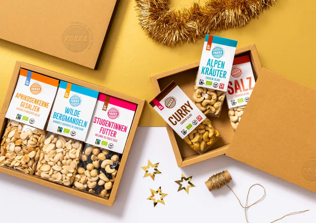 250919 Geschenkboxen Weihnachten 1 quer LR.webp